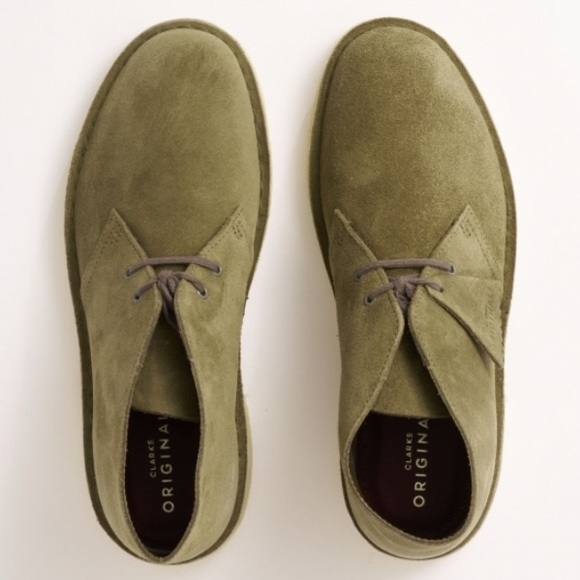 clarks desert boot olive